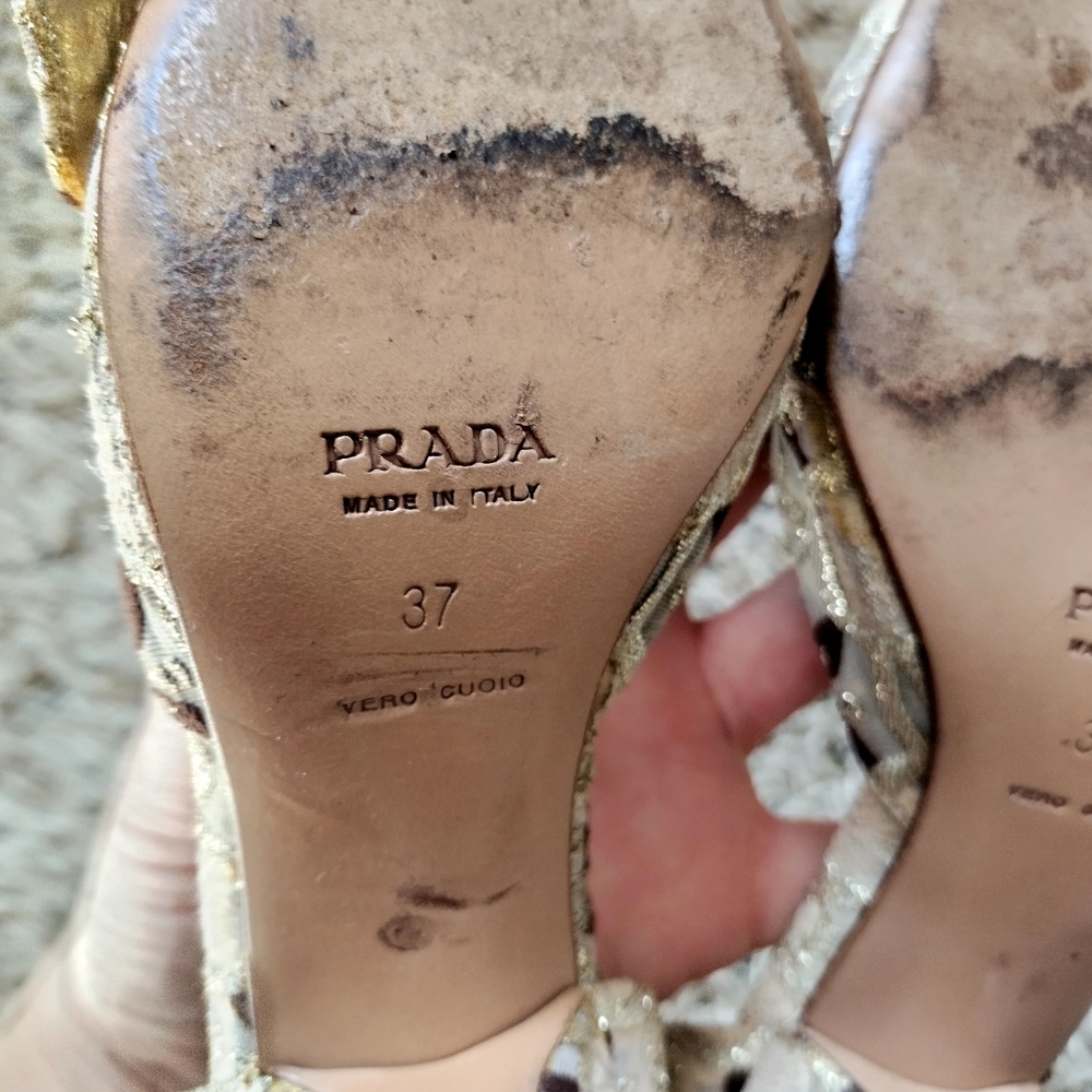 Prada calzature donna cloquet lurex Nude pumps gold brocade pattern Buckle Sz 7 - Picture 8 of 10